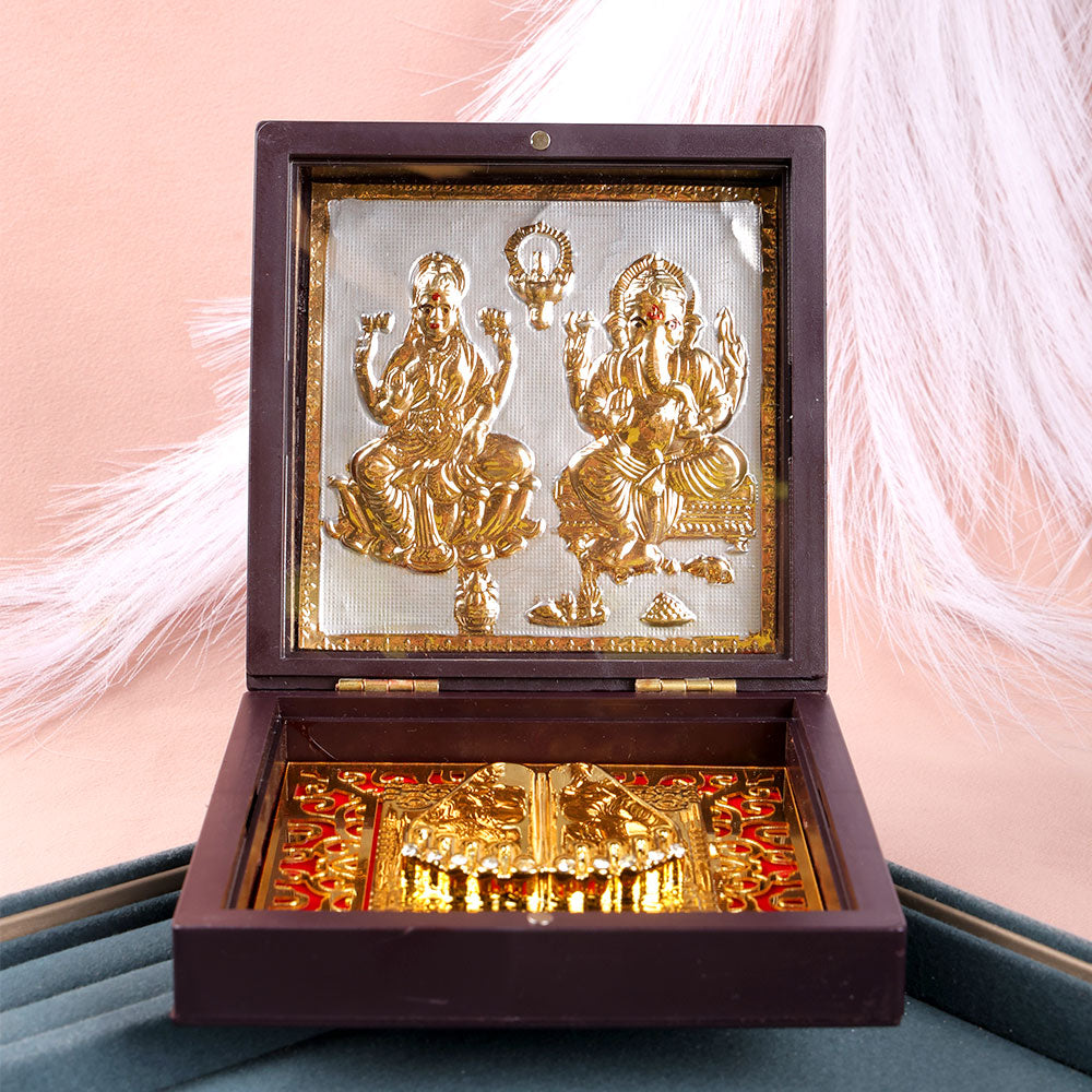 Shree Lakshmi Ganesh Charan Paduka Box - Medium