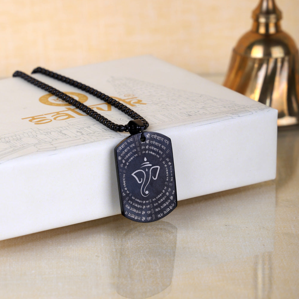 Ganpati Shlok Pendant MicroCarved Black