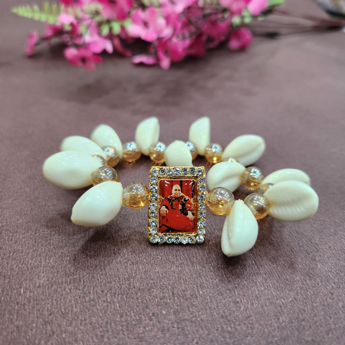 Kodi Bracelet with Jai Guruji Swaroop Handmade