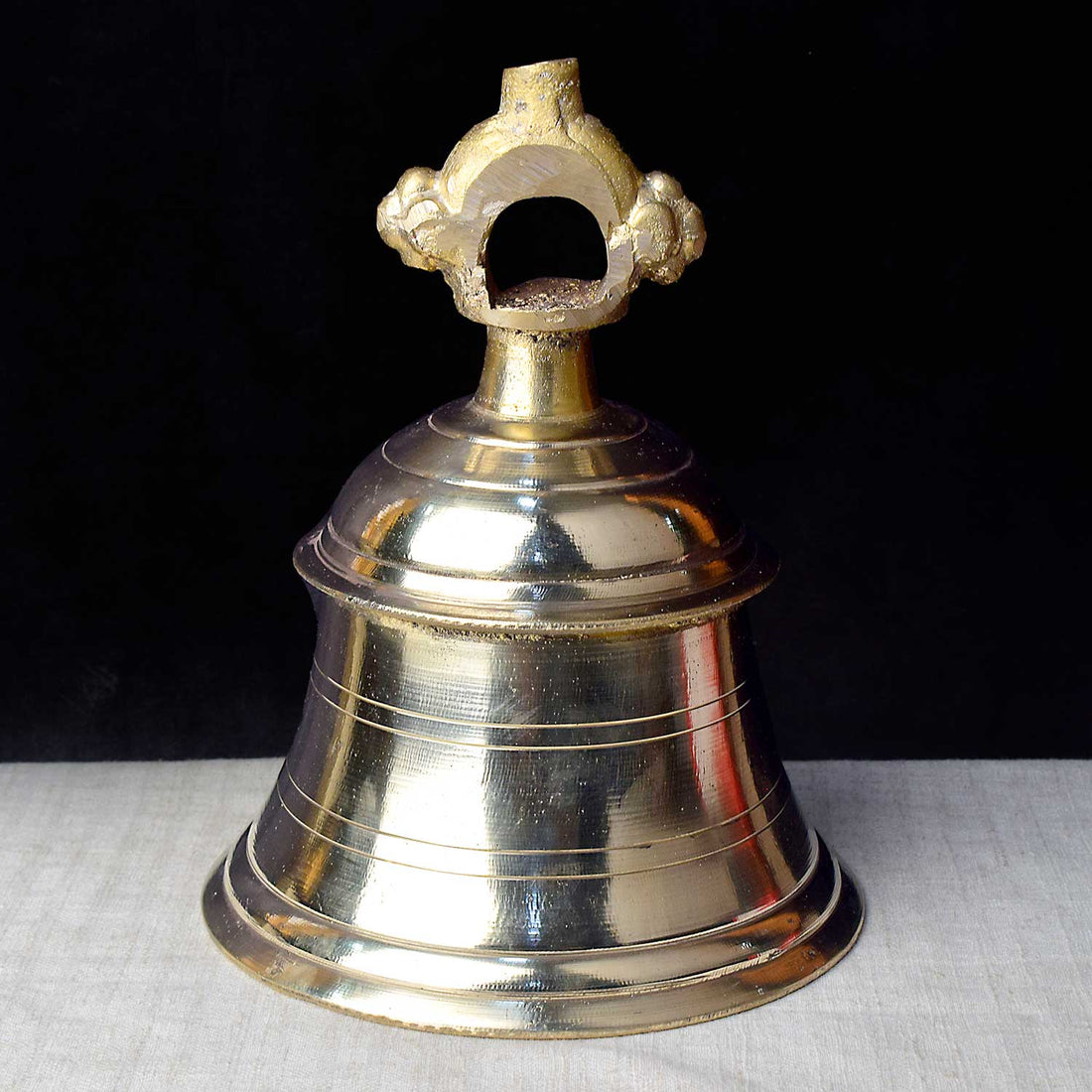 4.7 Inch Authentic Brass Temple Bell with traditional design and rich sound, ideal for mandir use, daily pooja, and spiritual rituals at home No.1 Brass Idol Store www.satvikstore.in