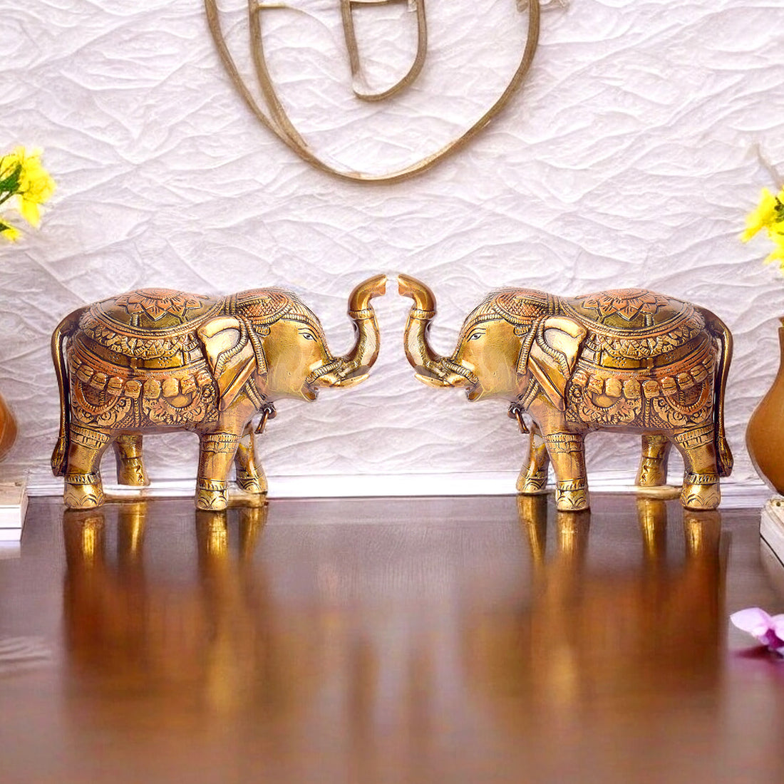 Large Brass Idol of Elephant Statue with Upward Trunk – A Symbol of Prosperity, Good Luck & Vastu Positivity for Home & Office Decor