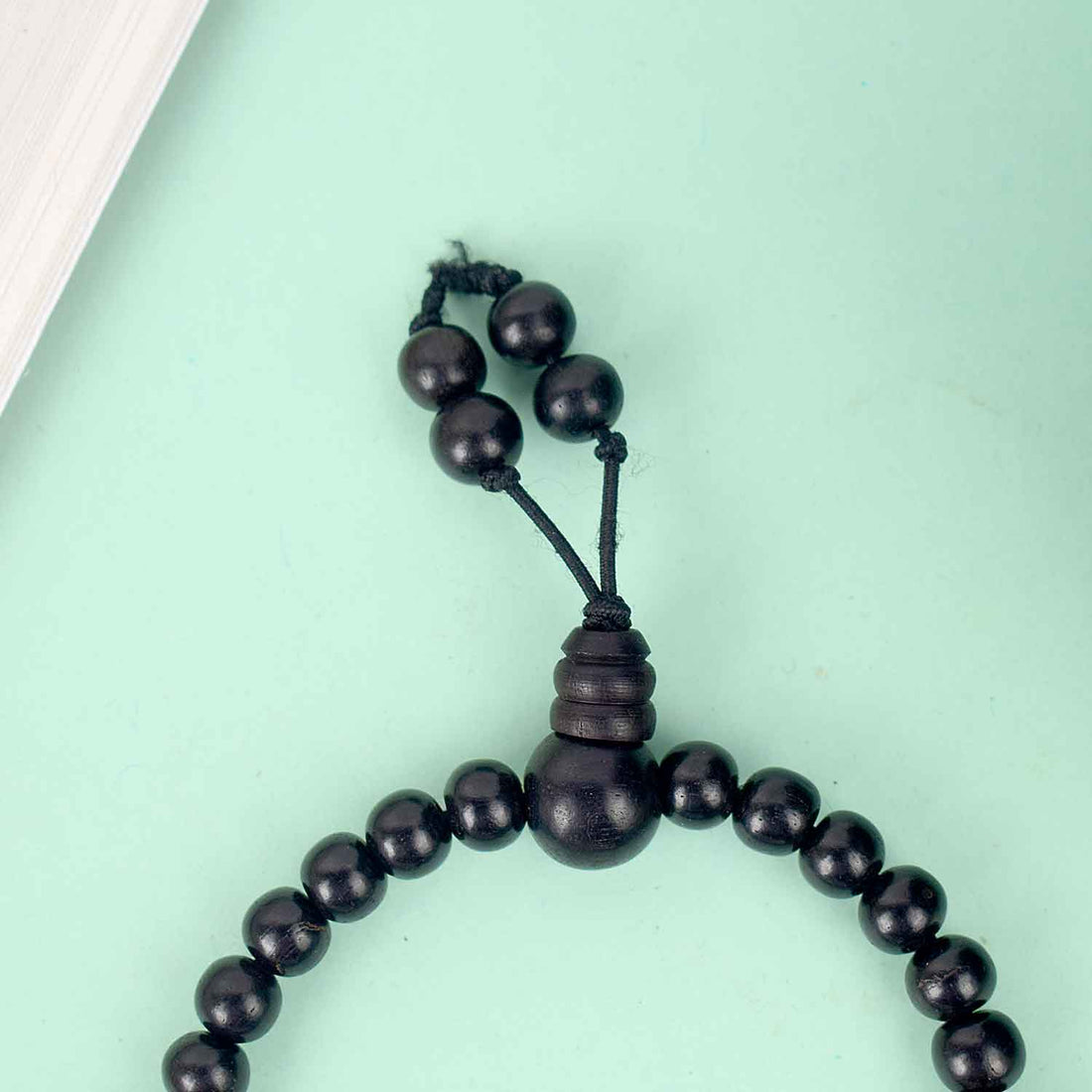 6 mm Govt. Certified Karungali bracelet with Gloss Finish