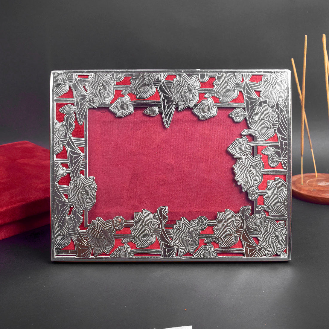 Elegant Designer Photo Frame
