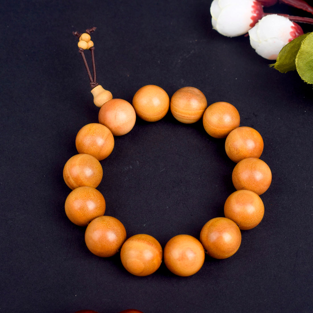Scented 16 mm White Chandan Bracelet