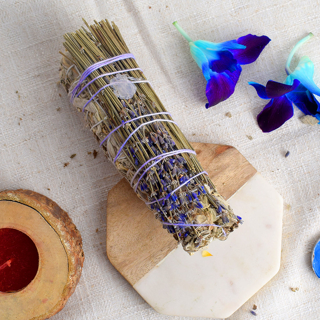 WHITE SAGE WITH LAVENDERS & GREEN AVENTURINE CRYSTAL HEALING SMUDGES