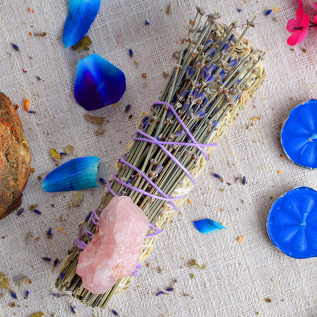WHITE SAGE WITH LAVENDERS & ROSE QUARTZ CRYSTAL HEALING SMUDGES