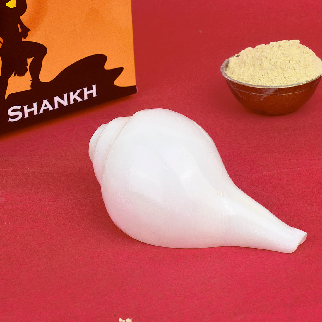 Vamavarti Shankha (Conch Shell), a natural left-turning blowing conch used in Hindu rituals and temple ceremonies to invoke divine energy and purity.
India’s Largest Pooja Accessories Brand – www.satvikstore.in