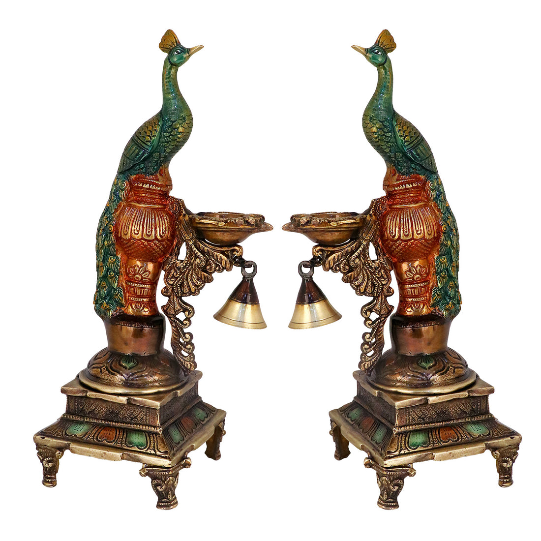 Satvik Stores Presents Brass Peacock Diya Stand. Any festive occasion will be made wonderfully auspicious by the grace and beauty of the Peacock Brass Handcrafted Hanging Diya. Given that it was made by hand, the piece's abnormalities and flaws only serve to enhance Diya's allure and charisma.