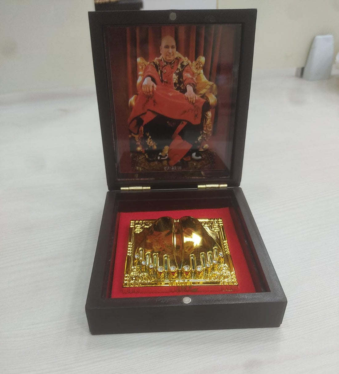 Guru Ji Gold Plated Sukrana Charan Paduka Prayer Box