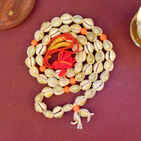 Kodi Mala Necklace – Traditional black thread necklace with multiple knots, worn for protection and spiritual significance. 
India’s Largest Pooja Accessories Brand - www.satvikstore.in