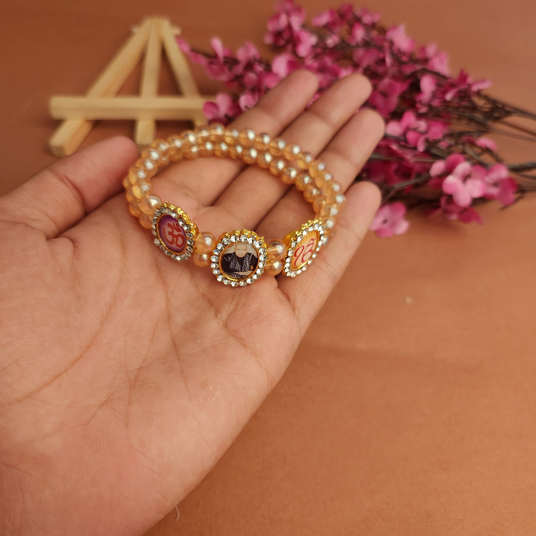 Light Brown Round Pearl Bracelet with Jai Guruji Swaroop Handmade Bracelets