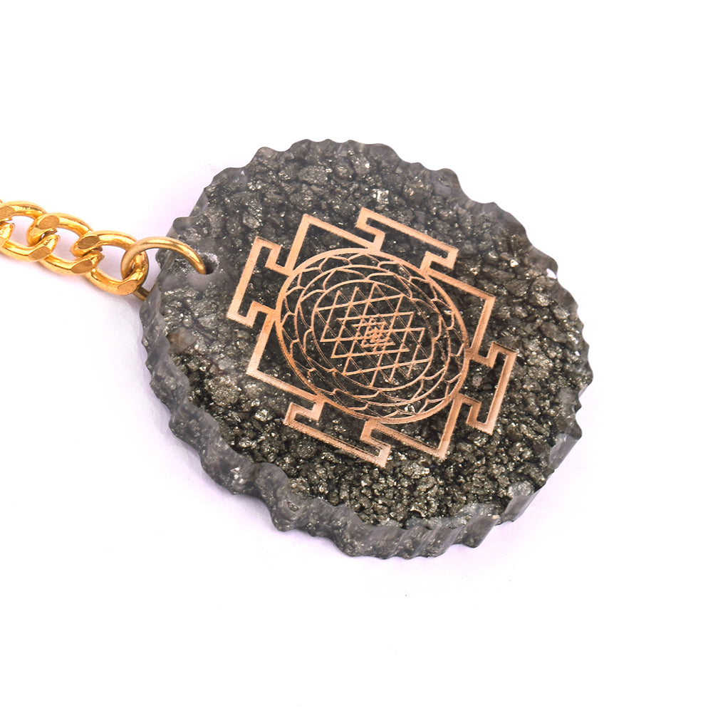 Pyrite Yantra Keyring – Spiritual Healing Energy Accessory