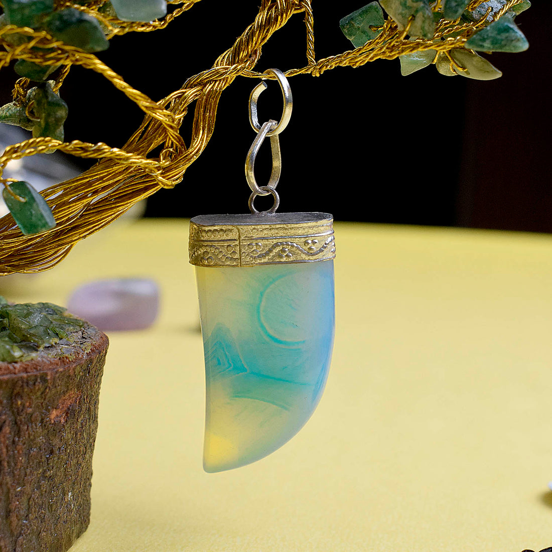 Natural Crystal Horn-Shaped Pendant