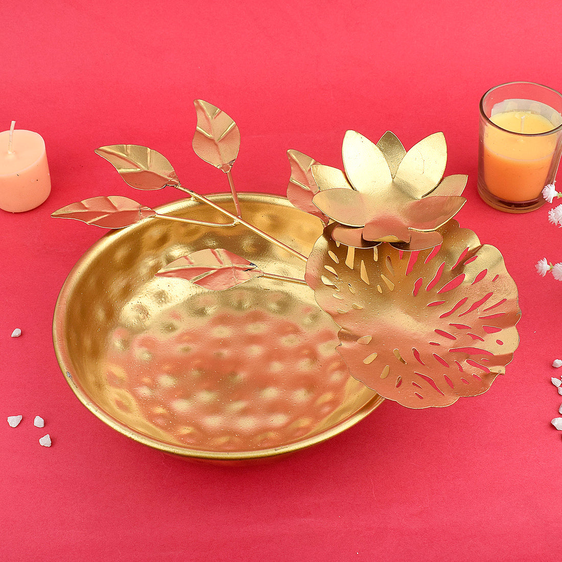 Handcrafted Graceful Urli