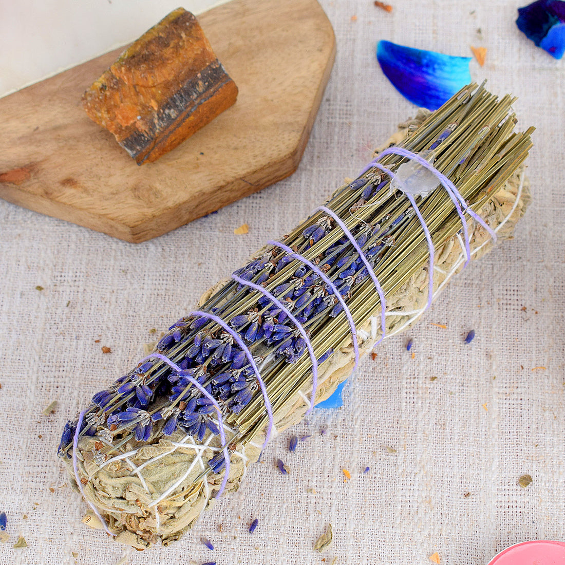WHITE SAGE WITH LAVENDERS & TIGER EYE CRYSTAL HEALING SMUDGES