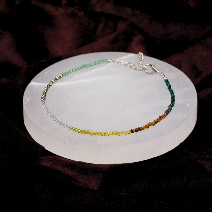 Dhan Yog healing gemstone anklet for wealth and prosperity. India’s Largest Puja Accessories Brand- www.satvikstore.in