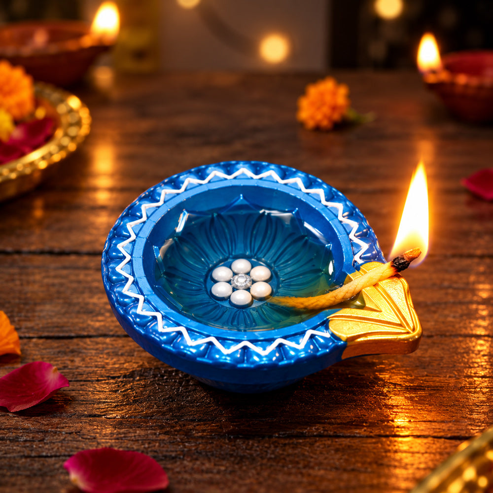 12 Pcs Premium Handmade Round Zigzag Border Clay Diyas