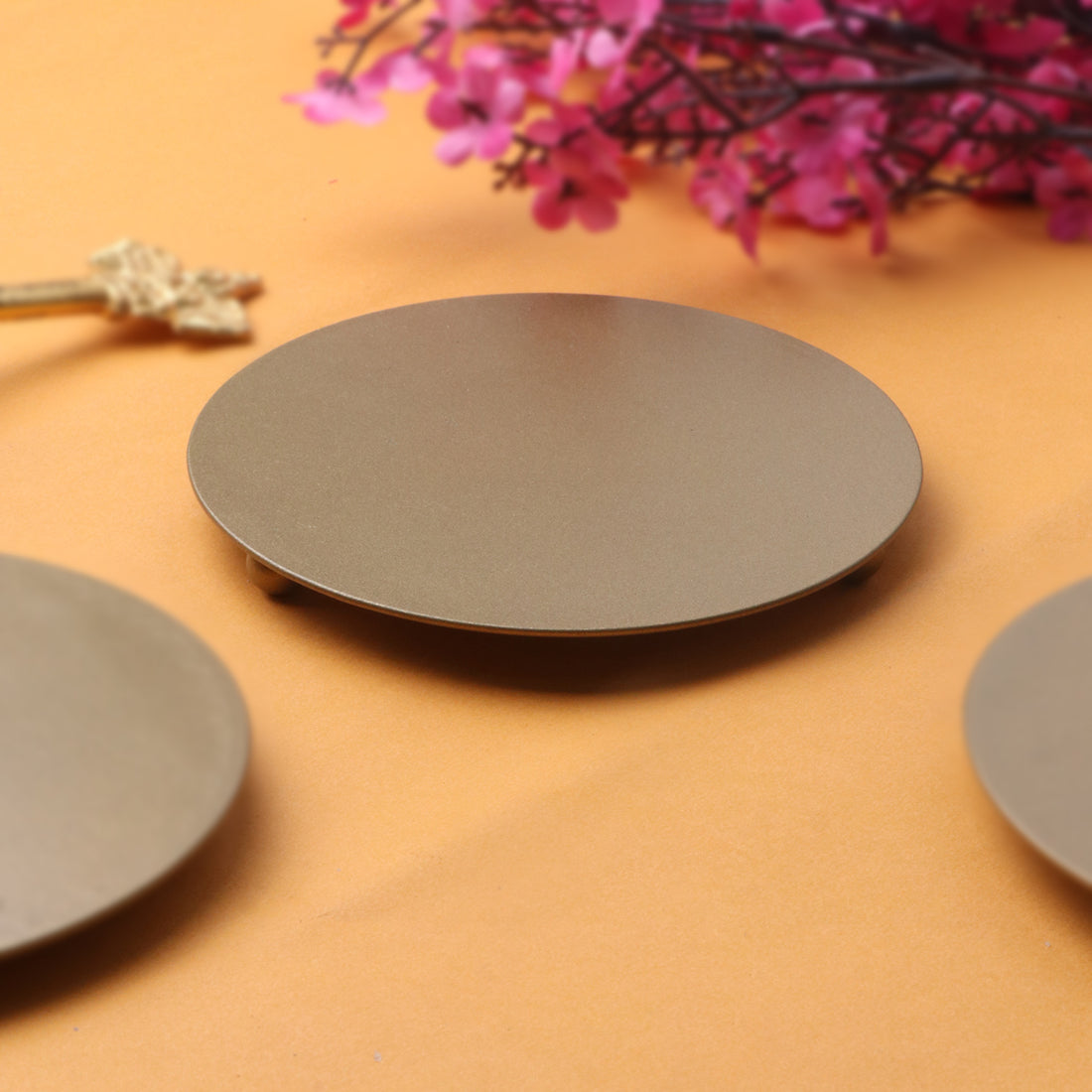 Golden Decorative Plate Candle Stand