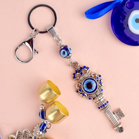 Lucky Evil Eye Open Door Keychain – A powerful charm offering protection, good luck, and new opportunities. India’s Largest Pooja Accessories Brand – www.satvikstore.in