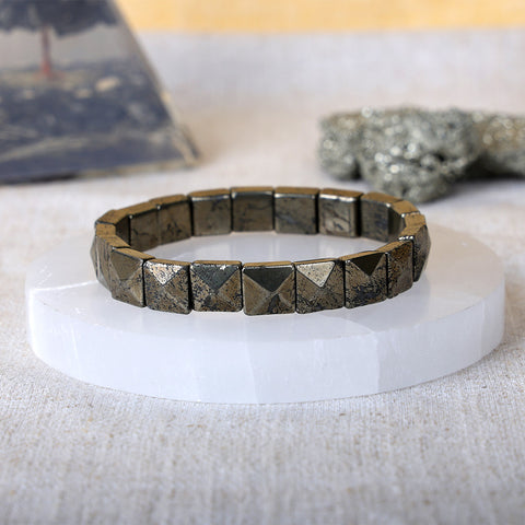 Natural pyrite pyramid square faced healing bracelet with 8mm beads. India’s Largest Pooja Accessories Brand - www.satvikstore.in