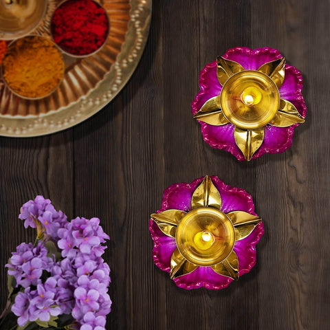 Brass Amayra Lotus Kamal Diya – A stunning diya crafted from premium brass, designed in the shape of a lotus flower (Kamal). India’s Largest Pooja Accessories Brand – www.satvikstore.in